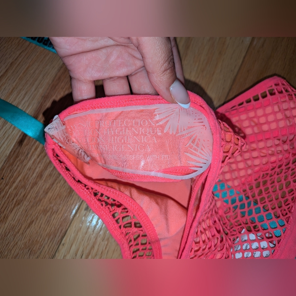 NWT MISTRESS ROCKS HOUSE OF CB SCORCHER PINK FISHNET SWIM BRIEFS - Picture 3 of 5